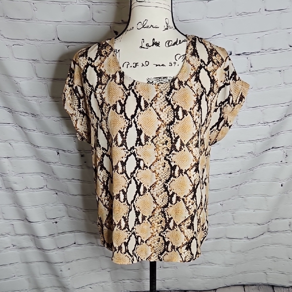 Pink Rose Snake Print Zipper Detail Hi/Low Blouse Size Large